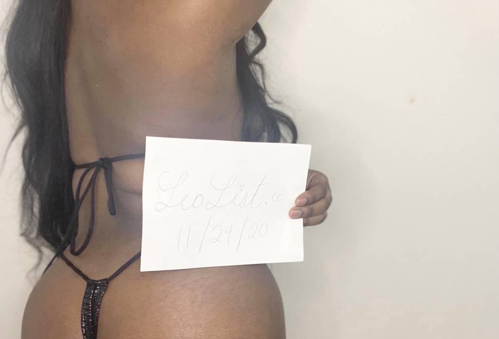 AIRPORT YYZ - UPSCALE ebony bαrbie - C♡ME PLAY WITH ME