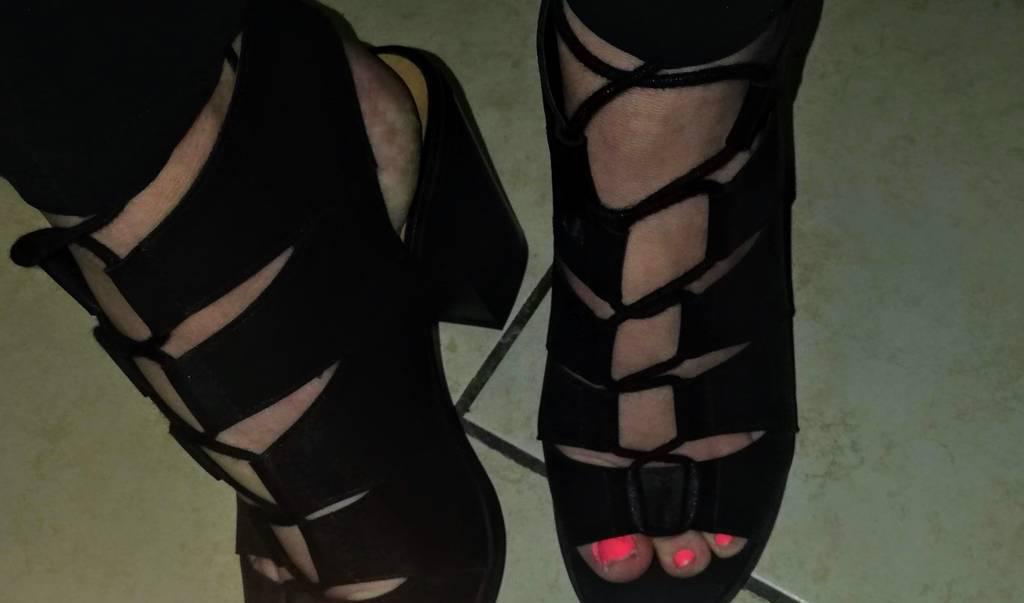 " Best Kitty you've ever seen" Professonal & alwaysfresh*