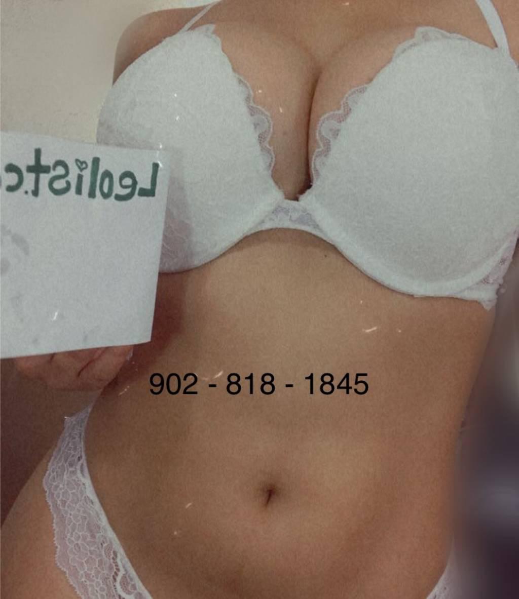 Outcalls//small tight and juicy babe|ready to please