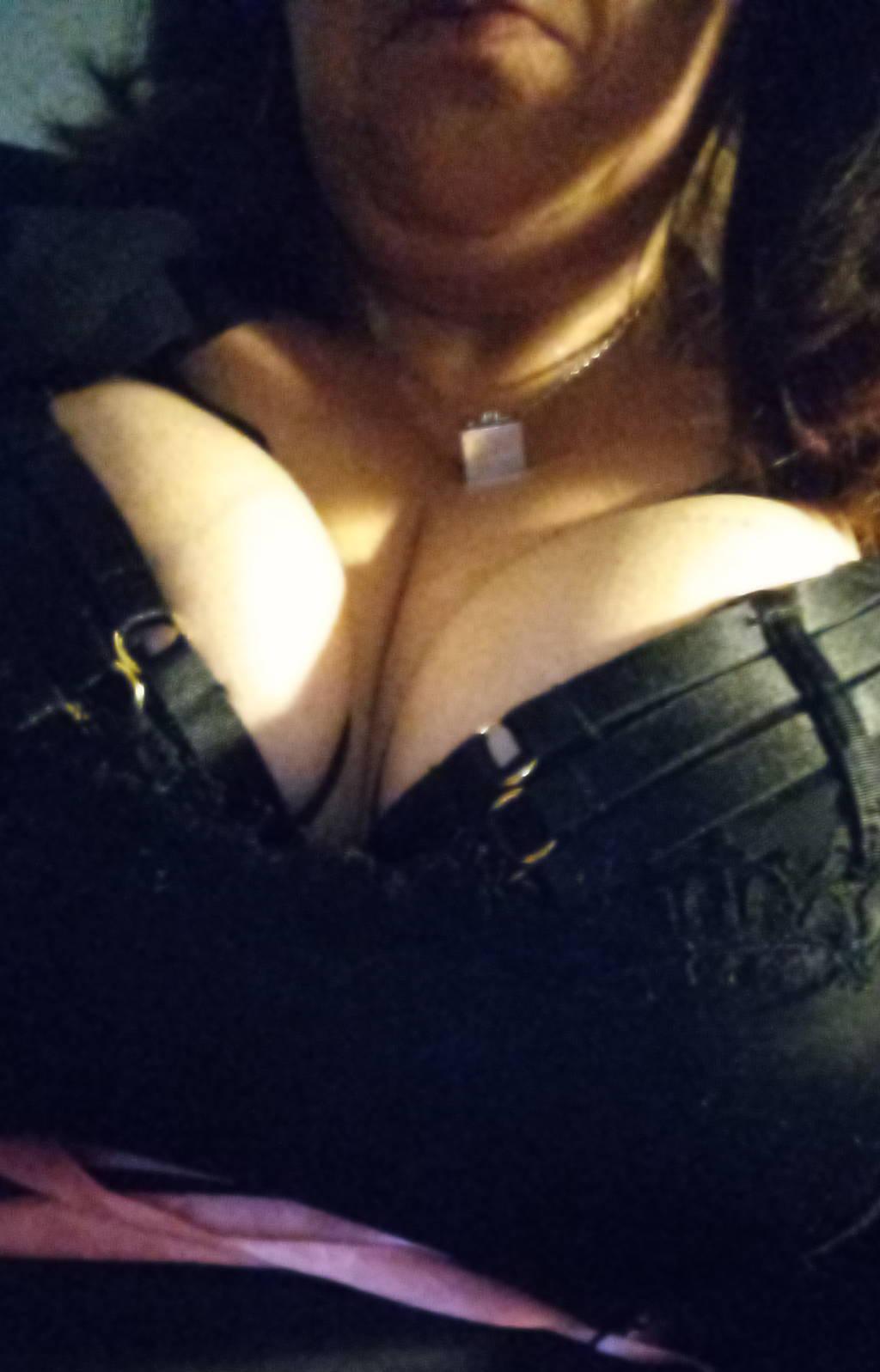 YOUR WISH IS MY COMMAND!! MATURE BBW WHO LOVES TO PLEASE