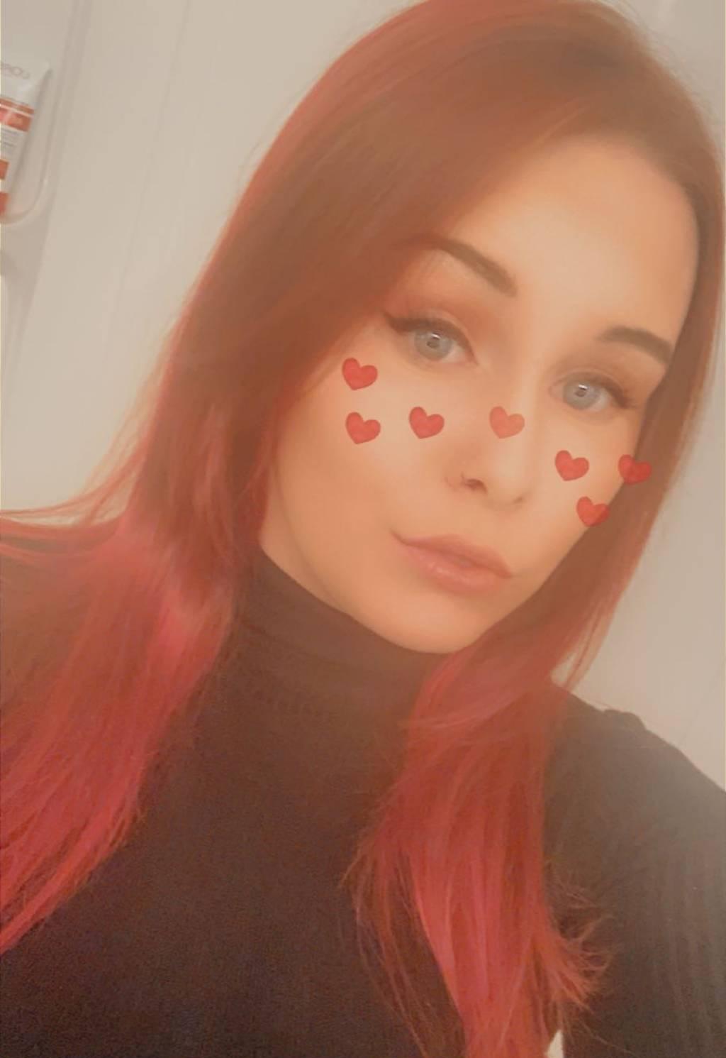 open minded babe back in townnew hair/RedHairduo availabl
