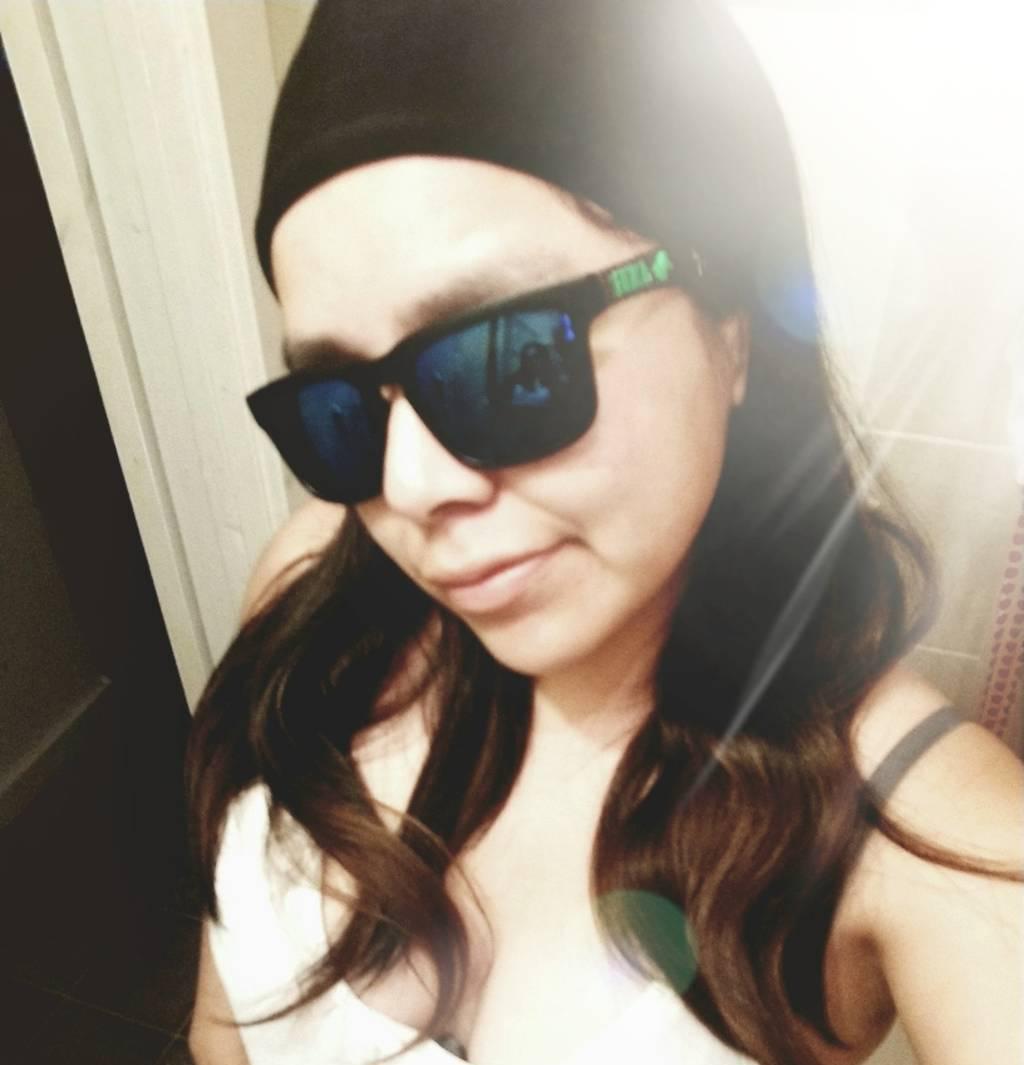 Hi lets meet together and get it on here we go