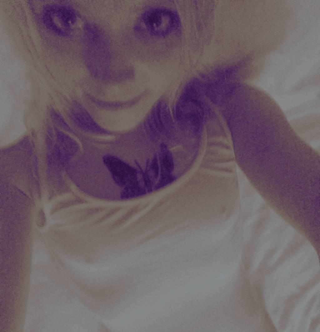Call/Text SKYE xo HOTTEST Incalls, Online & VOD