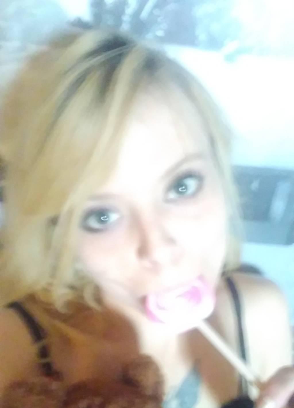 Call/Text SKYE xo HOTTEST Incalls, Online & VOD
