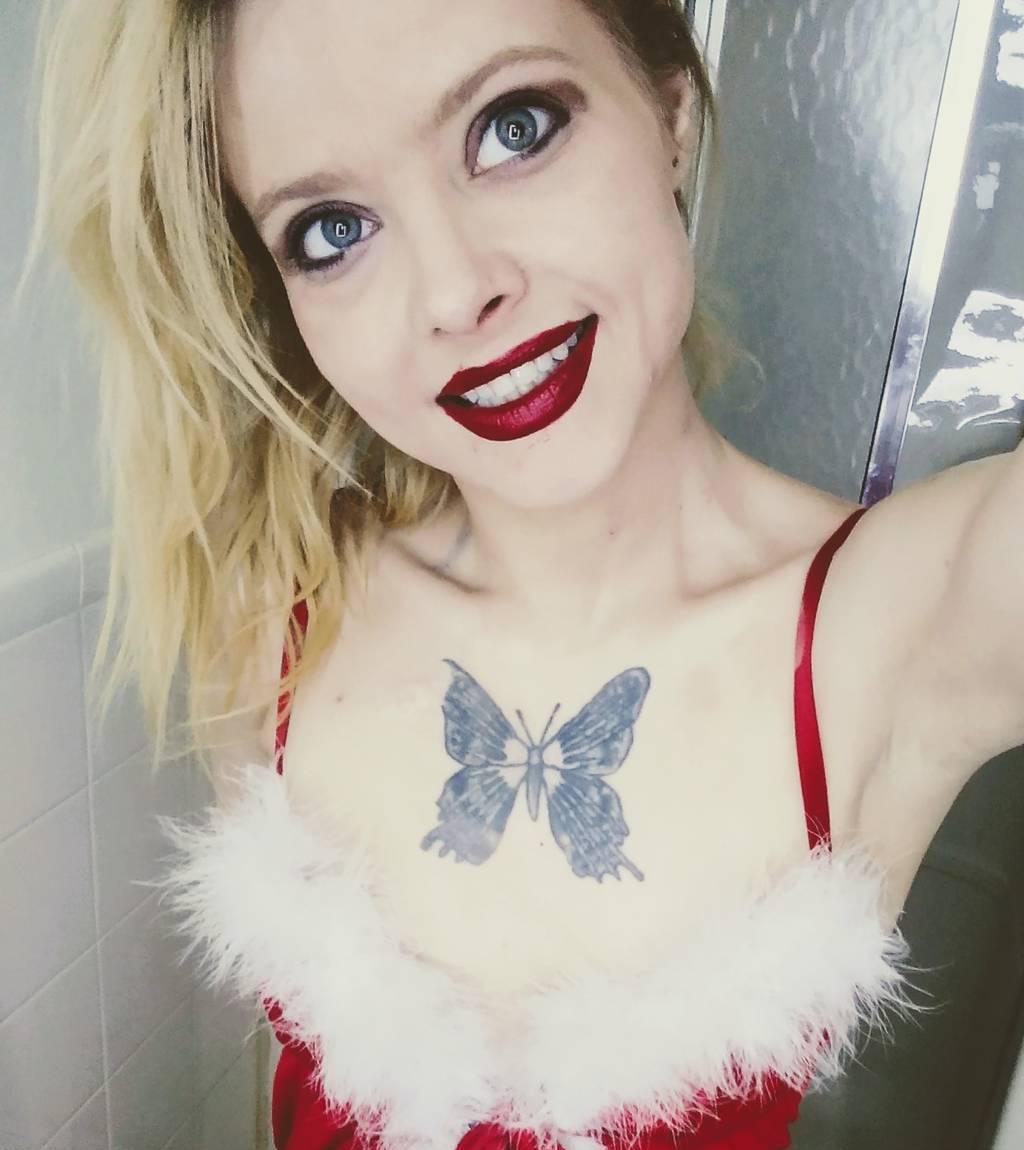 Call/Text SKYE xo HOTTEST Incalls, Online & VOD