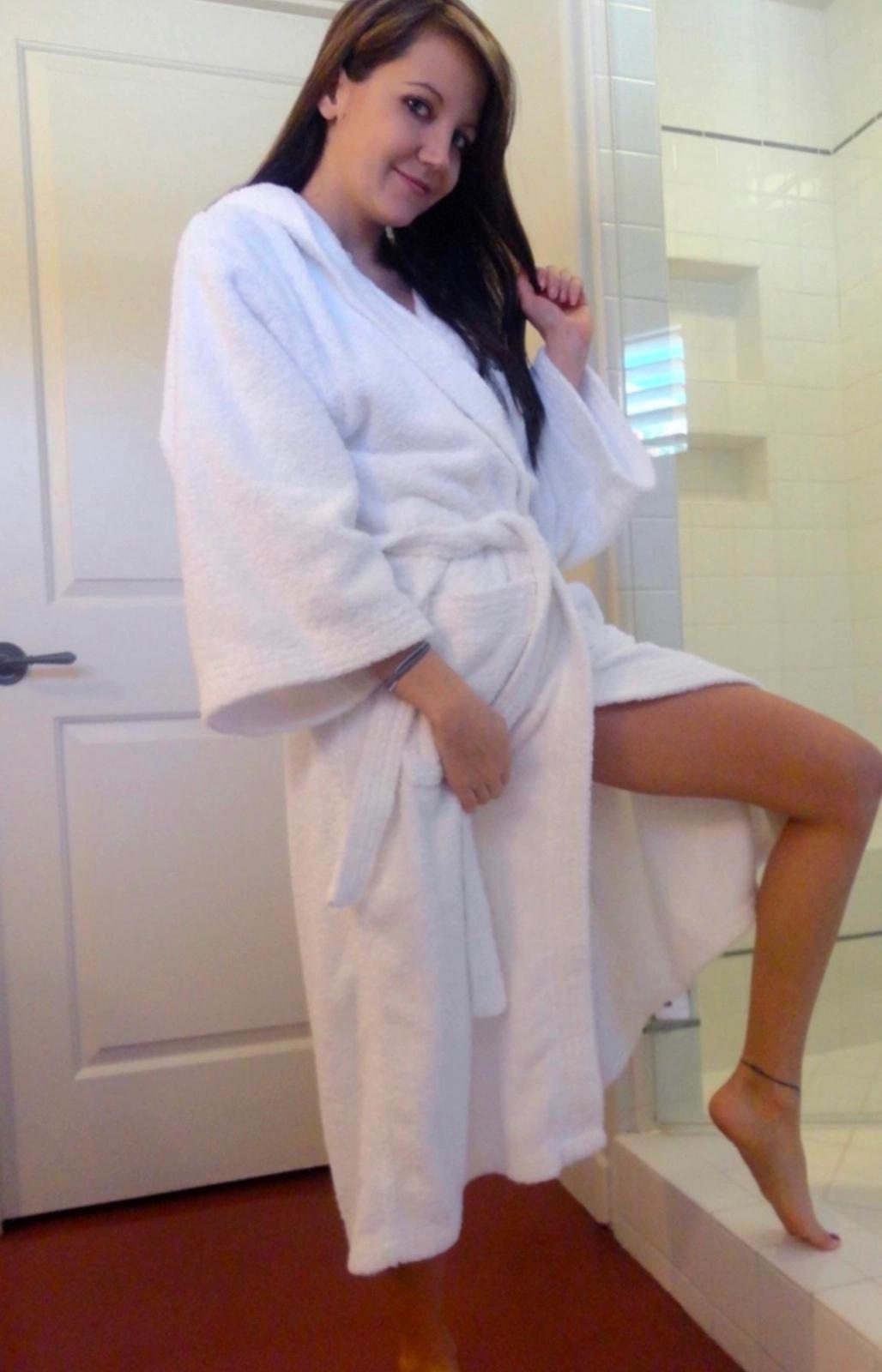 I am down for hookup
