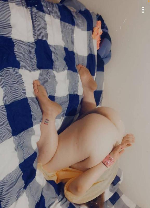 BELLAAAA BEST MOUTH IN TOWN